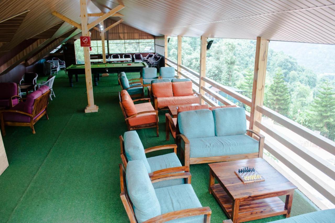 Oakwood Hamlet Resort Шимла Экстерьер фото